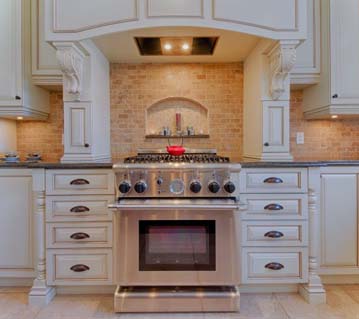gas-stove-in-luxury-kitchen-2021-09-01-20-44-21-utc-scaled-554x492